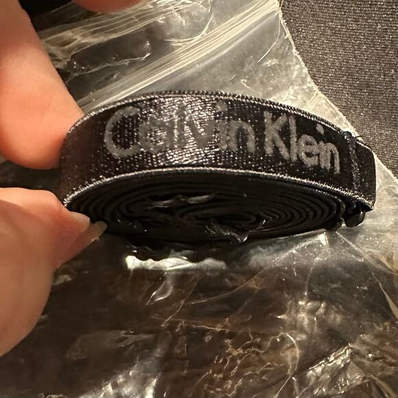 Calvin Klein Size 34B Strapless Bra Black Event Special Occasion Foundation - Picture 5 of 5